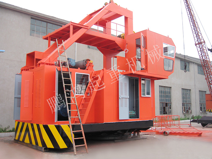 HGQ40t-18m 固定式码头吊机